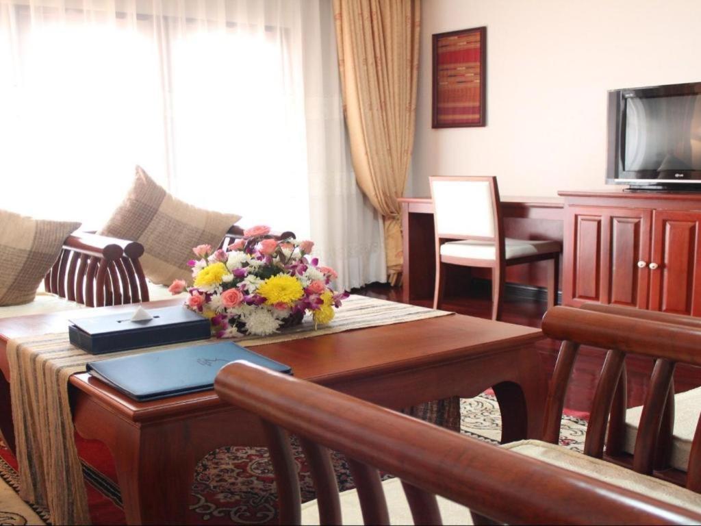 Daosavanh Resort & Spa Hotel Savannakhet Ngoại thất bức ảnh