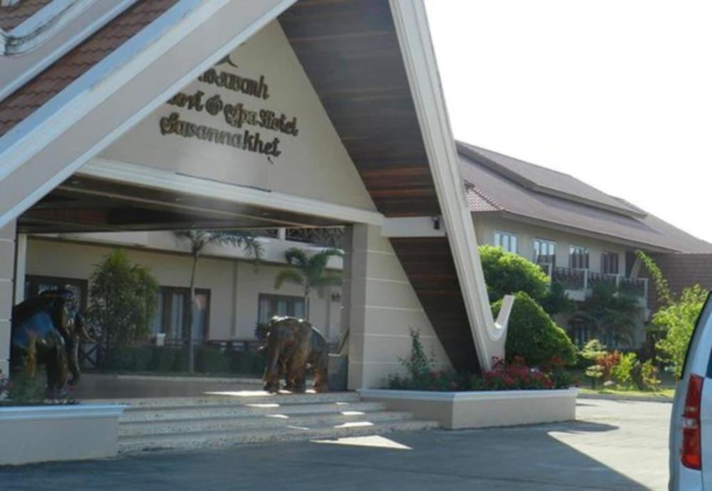 Daosavanh Resort & Spa Hotel Savannakhet Ngoại thất bức ảnh