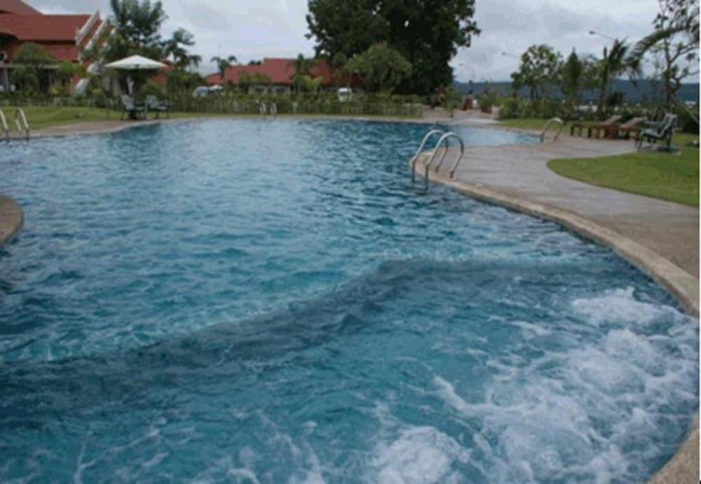 Daosavanh Resort & Spa Hotel Savannakhet Ngoại thất bức ảnh